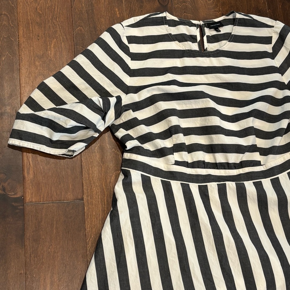 Who What Wear Black and White Stripe Puff Sleeve Dress
